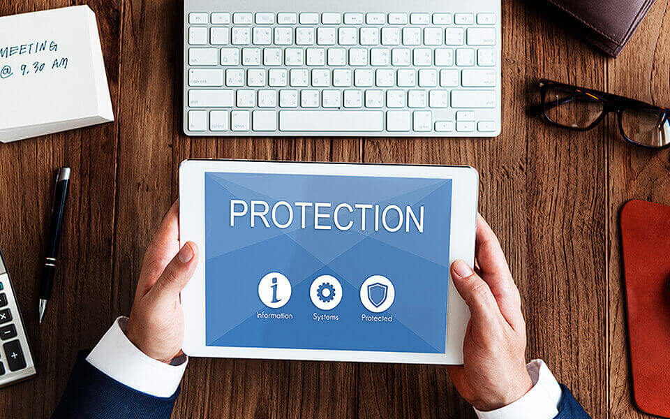 How to stay safe online scam reviewer